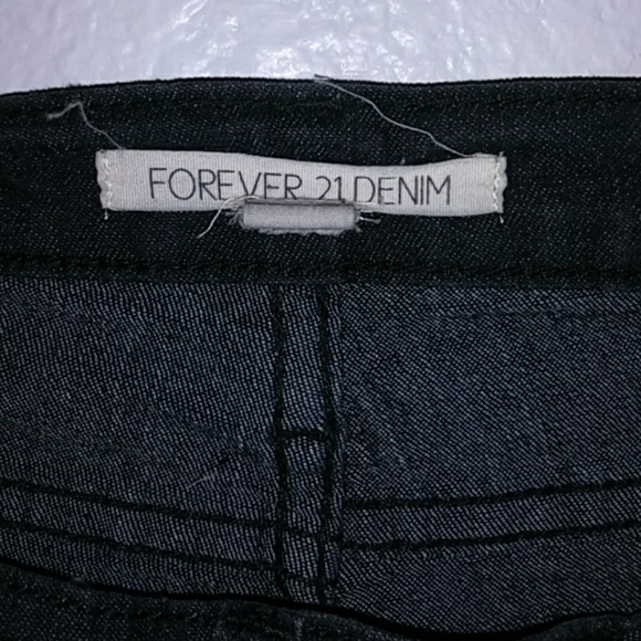 Clothes - Picture 4 of 6